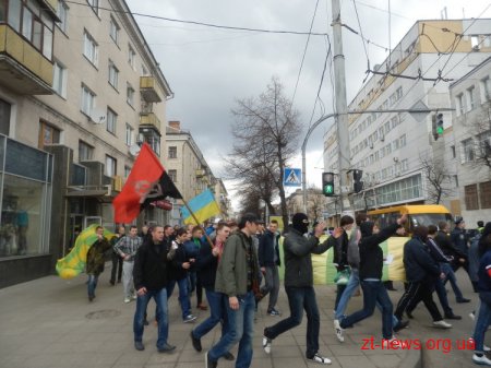 У Житомирі відбувся марш футбольних фанатів за відновлення ФК Полісся