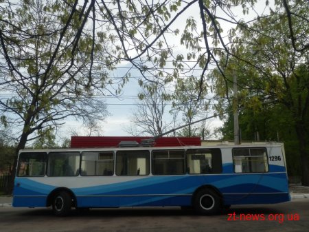 У Житомирі вийшов на маршрут третій капітально відновлений тролейбус