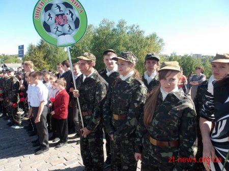 У Житомирі поруч з монументом слави нагородили переможців спортивних змагань