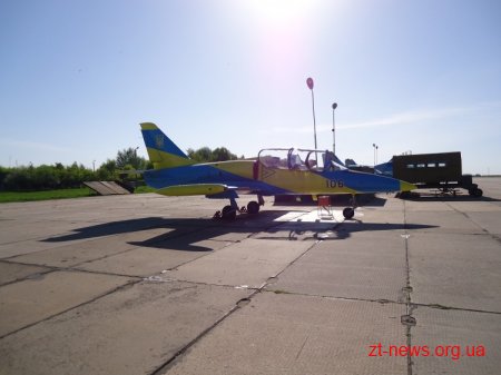 В Озерному до 9 травня показали сучасну військову техніку