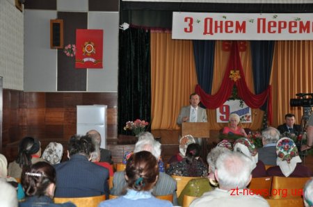 Обласна влада сприяє вирішенню побутових проблем Житомирського геріатричного пансіонату