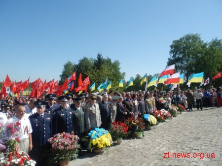 У Житомирі розпочали святкувати День Перемоги