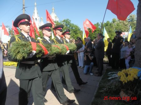 У Житомирі розпочали святкувати День Перемоги