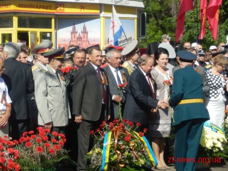 У Житомирі розпочали святкувати День Перемоги