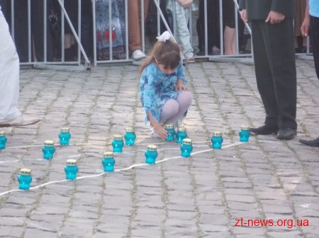 У Житомирі другий рік поспіль провели акцію Зірка пам`яті