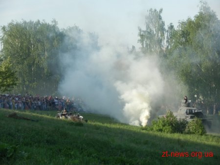 У Житомирі реконструювали бій часів Другої Світової Війни