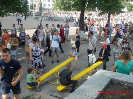 У Житомирі відбулося загальноміське свято "Щаслива родина" ВІДЕО