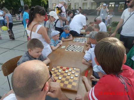 У Житомирі відбулося загальноміське свято "Щаслива родина" ВІДЕО