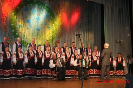 Великим гала-концертом на Житомирщині завершився пісенний конкурс «А льон цвіте»