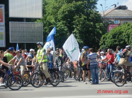 У Житомирі відбувся велопробіг за участю мера Дебоя