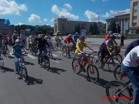 У Житомирі відбувся велопробіг за участю мера Дебоя