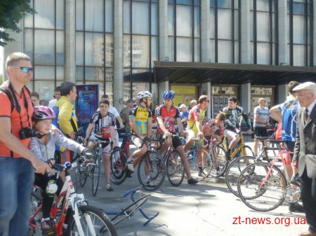 У Житомирі відбувся велопробіг за участю мера Дебоя