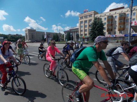 У Житомирі відбувся велопробіг за участю мера Дебоя