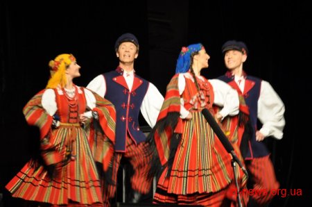Польський ансамбль пісні й танцю «Мазовше» з аншлагом виступив у Житомирі