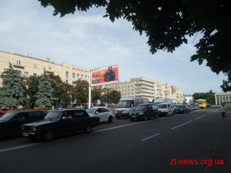 У Житомирі автомобіль Ford збив людину