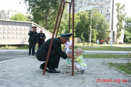 80-ти родинам військовослужбовців у Житомирі вручено оглядові ордери на отримання квартир у новозбудованому житловому будинку