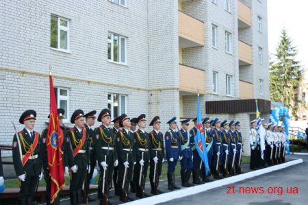 80-ти родинам військовослужбовців у Житомирі вручено оглядові ордери на отримання квартир у новозбудованому житловому будинку