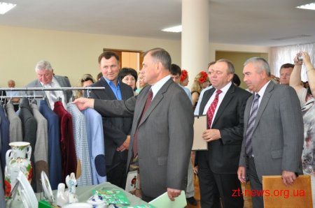 Керівники області привітали працівників легкої промисловості з професійним святом