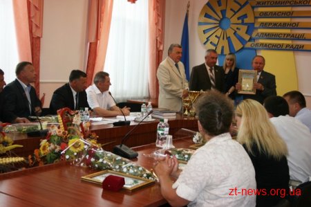 В обласній раді вітали кращих учасників Всеукраїнської спартакіади серед депутатів і працівників органів місцевого самоврядування