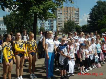 У Житомирі відбулося відкриття легкоатлетичного пробігу з нагоди «Олімпійського дня»