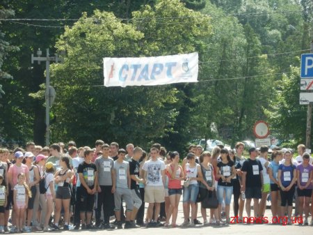 У Житомирі відбулося відкриття легкоатлетичного пробігу з нагоди «Олімпійського дня»
