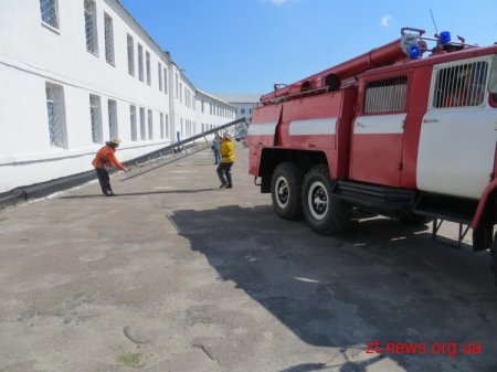 У Житомирській виправній колонії відбулись пожежні навчання спільно з підрозділами Державної служби України з надзвичайних ситуацій