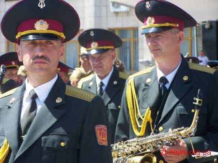 В Житомирі пройшов випуск молодих лейтенантів військового інституту