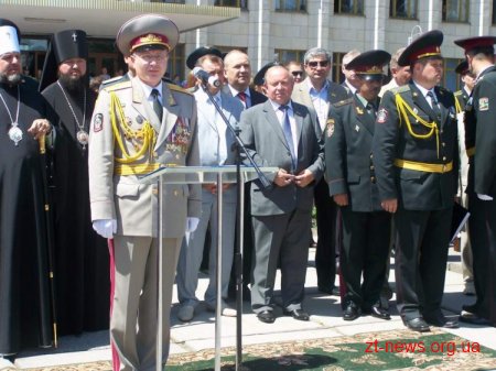 В Житомирі пройшов випуск молодих лейтенантів військового інституту