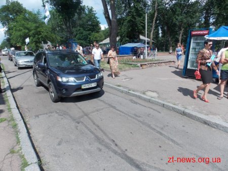 У Житомирі фінішував автопробіг автомобілів на біопаливі