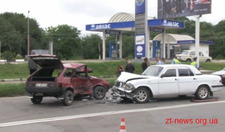 У Житомирі "Волга" не пропустила "Ладу"