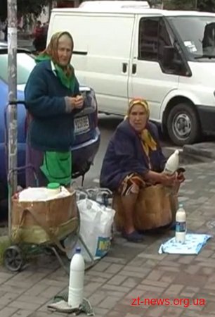 Стихійна торгівля у Житомирі переїхала на перехрестя Київської - Хлібної