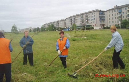 Більш, ніж 480 безробітних житомирян взяли з початку року участь в громадських роботах