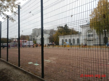 У Житомирі урочисто відкрили дитячий майданчик поблизу Мистецьких воріт
