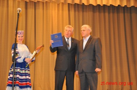 На будівництво доріг у сільських населених пунктах Житомирщини буде спрямовано в чотири рази більше коштів