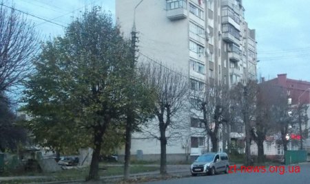 Будівництво 10-поверхівки по вулиці 1 Травня в Житомирі тимчасово призупинили до вівторка