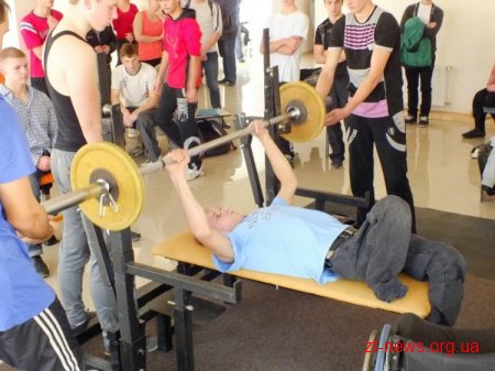 Спортивні змагання серед людей з інвалідністю тривають