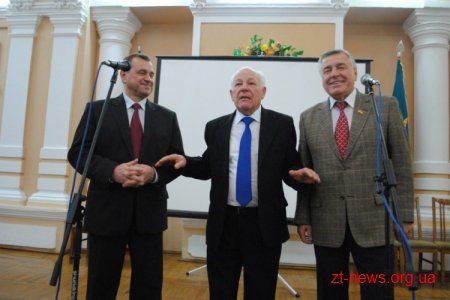 Керівники області привітали доктора сільськогосподарських наук, професора Житомирського національного агроекологічного університету Віктора Дідору з 75-річчям