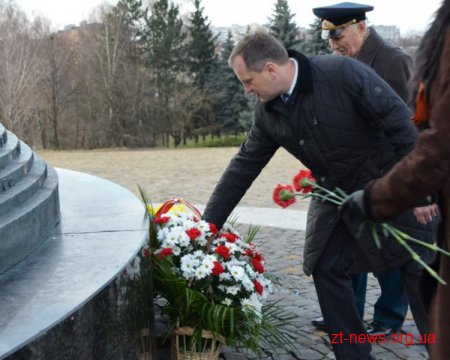 Житомир передав естафету Кіровограду – капсулу із землею та прапор