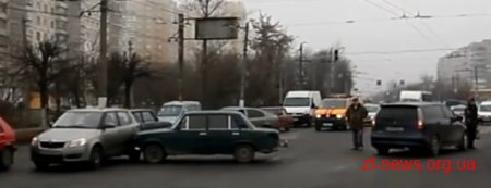 На перехресті з непрацюючими світлофорами чергове ДТП