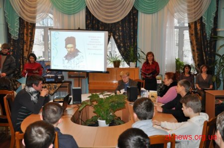 Житомирська поетеса Марія Павленко поділилася з читачами обласної бібліотеки для юнацтва душею, осяяною талантом