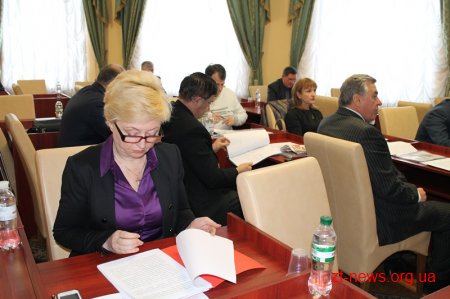 На розширеному засіданні постійної комісії з питань бюджету та комунальної власності обговорено проект обласного бюджету на 2014 рік