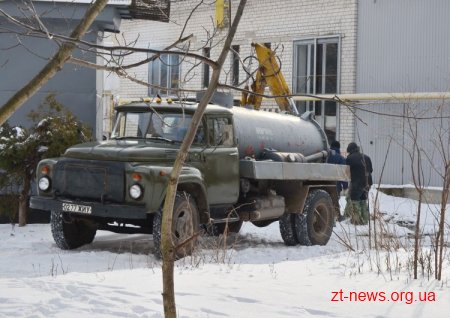 На вул. Шевченка стався серйозний порив мереж із загрозою подачі води до котельні