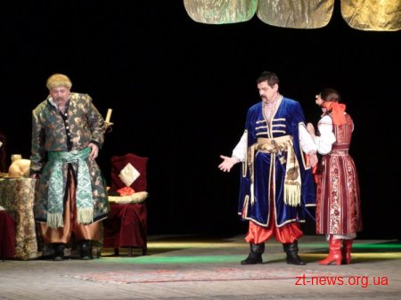 Закарпатський театр презентував у Житомирі виставу "Назар Стодоля"
