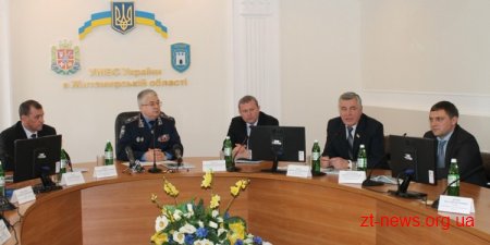 Науково-популярне видання про історію та сьогодення житомирських слідчих презентували в обласному управлінні МВС України