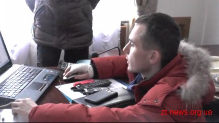 Активісти вирішили зняти пломби та похазяйнувати у кабінетах Рижука та Никитюка