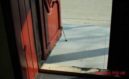 У Житомирі невідомі вдруге намагалися підпалити кафе