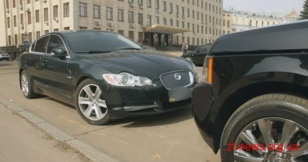 Активісти взялися привчати житомирських водіїв паркуватися за правилами