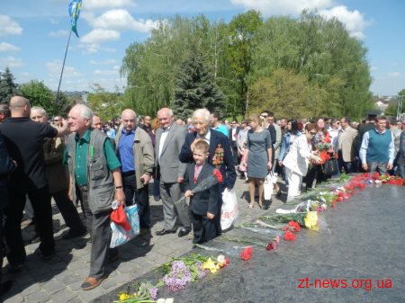 У Житомирі відзначають День Перемоги
