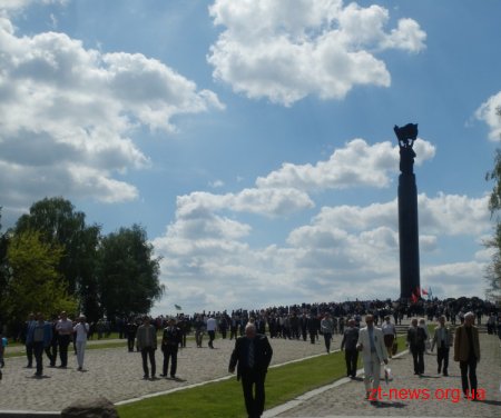У Житомирі відзначають День Перемоги
