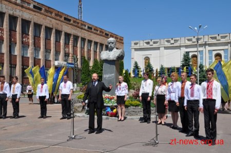 У Чуднові було урочисто відкрито пам’ятник Тарасу Шевченку